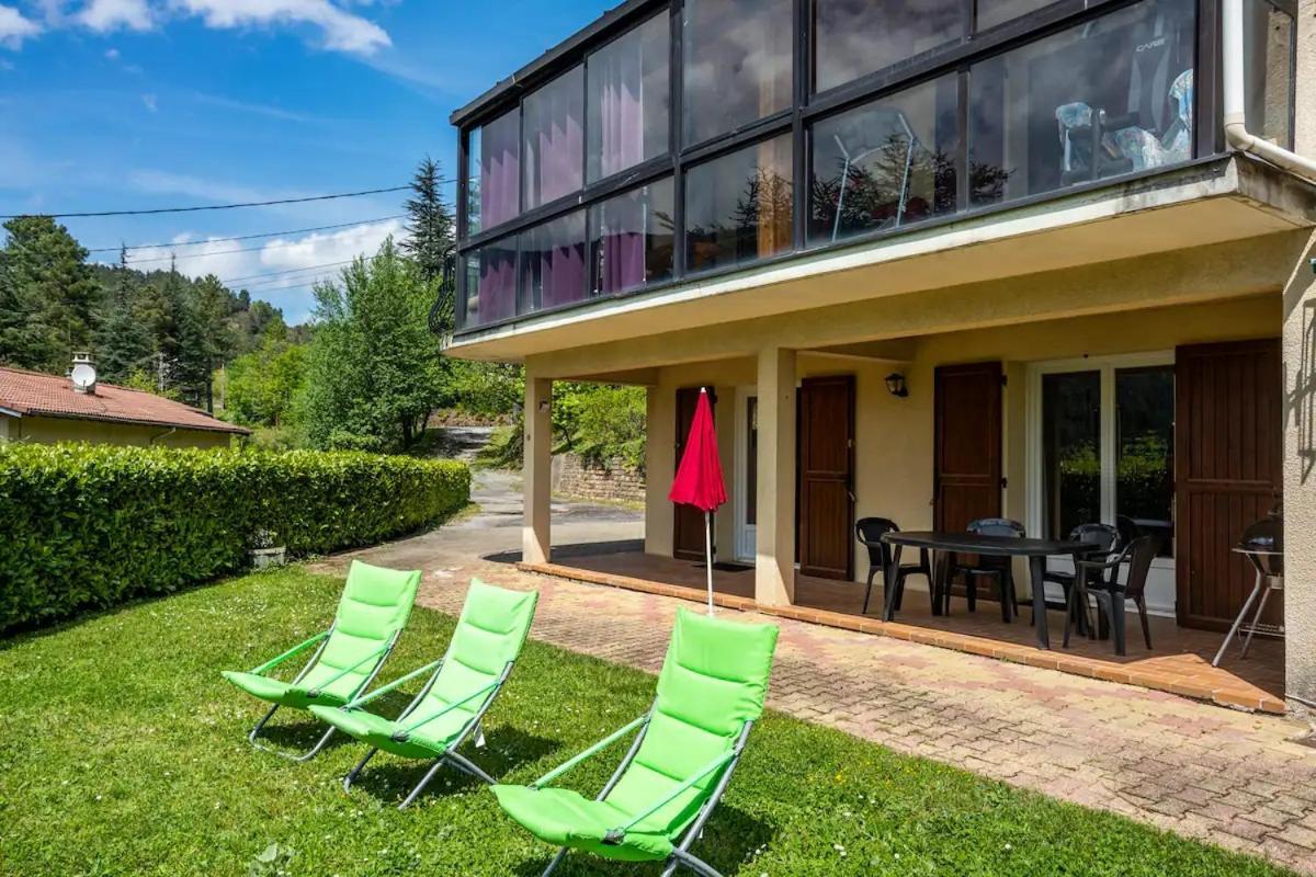 Gites En Cevennes "Chez Steloune" Genolhac Exterior photo